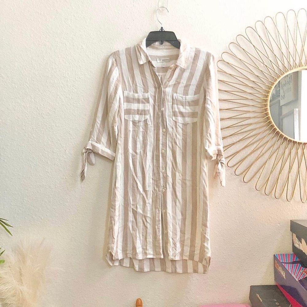 Neiman Marcus Cream Tan White Striped Button Down Shirt Mini Summer Button Dress